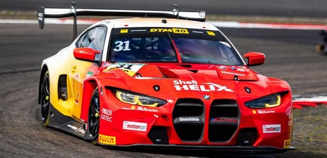 N&uuml;rburgring – Gara 2<br />Sheldon van der Linde beffa Engel