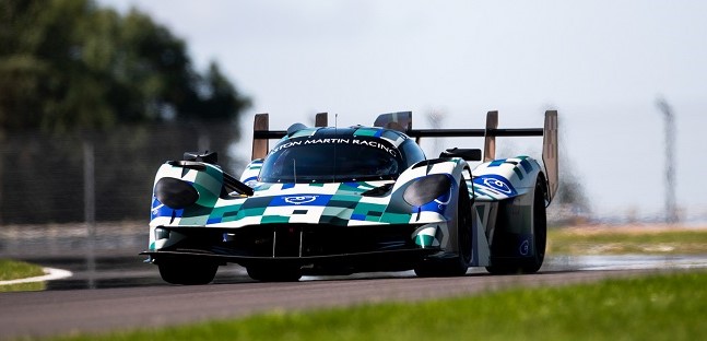 Aston Martin ha portato la Valkyrie LMH<br />ad Alcaniz, finora completati 6000 km