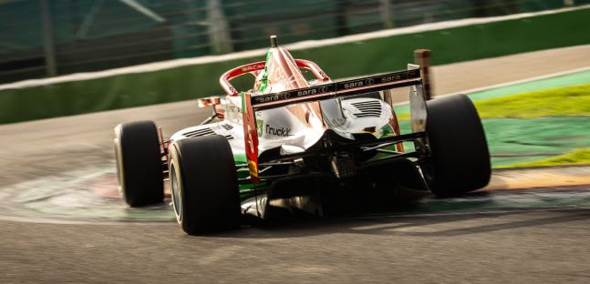 Imola - Qualifica 2<br />Camara non conosce rivali