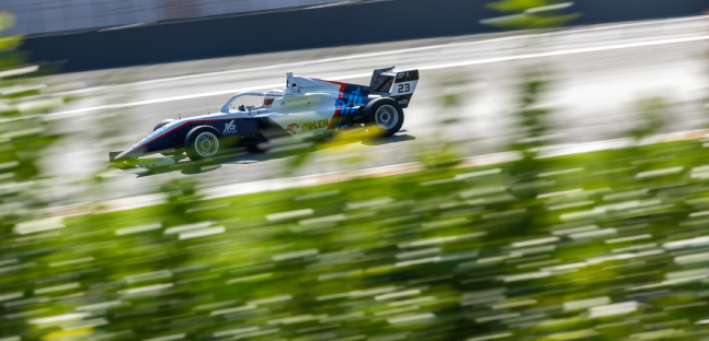 Valencia, libere<br />Team Campos in testa con Przyrowski