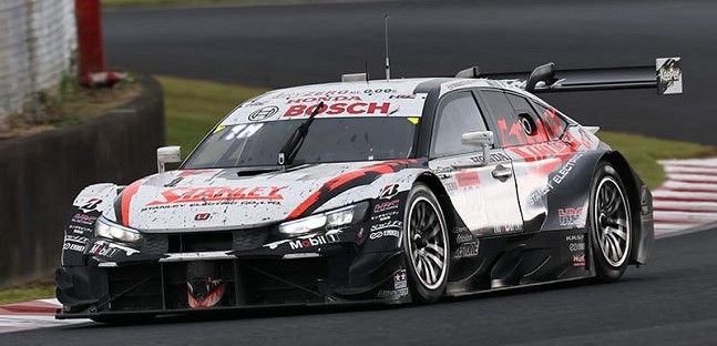 Autopolis, gara<br />Yamamoto-Makino nella tripletta Honda
