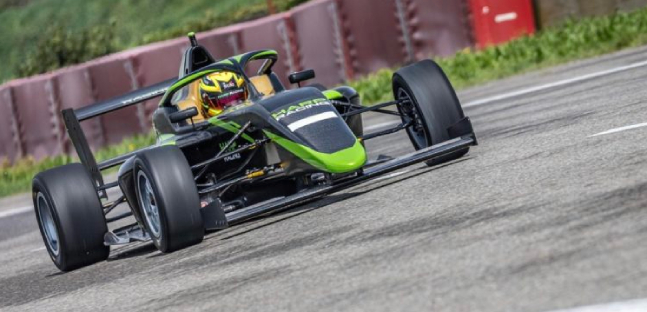 Harp Racing nuovo team nel 2026