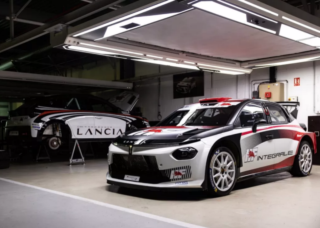 Lancia torna nel WRC: svelata<br />la Ypsilon Rally2 HF Integrale