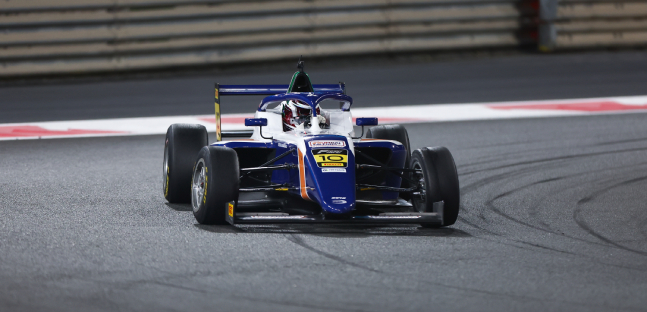 F4 Trophy a Yas Marina, gare<br />Aksoy campione al primo colpo