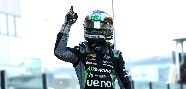 Yas Marina – Gara 2<br />Durksen chiude la stagione<br />Min&igrave; rimonta fino al podio<br />