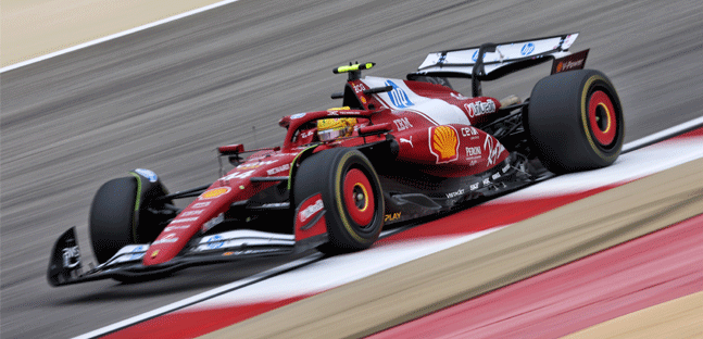 Test a Sakhir - 3° turno<br />Hamilton comanda con la Ferrari