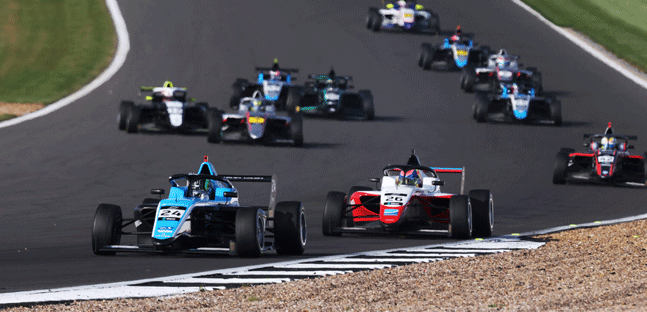 Extra round per il British F4 <br />A luglio sar&agrave; insieme alla F1