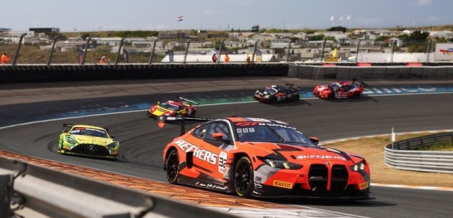 Sprint a Zandvoort, gara 2<br />Weerts-Van der Linde vittoria di rimonta