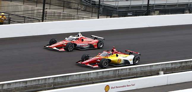 Indy 500, penalit&agrave; Penske<br />Newgarden e Power retrocessi in fondo<br />