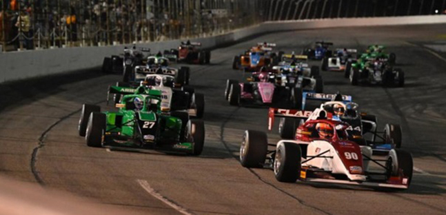 USF Pro 2000 a Indianapolis, gara<br />Elkin accorcia su Garcia<br />