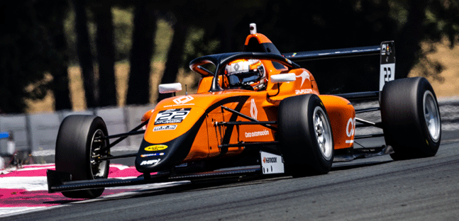 Le Castellet, libere<br />Cota detta il passo