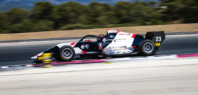 Le Castellet, libere 1<br />Deligny si fa perdonare