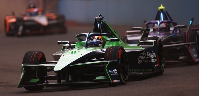 A due settimane di distanza <br />Buemi riottiene il podio a Jakarta