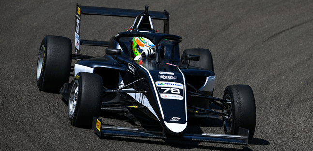 Imola, libere 1<br />Gomez e Kostic per US Racing
