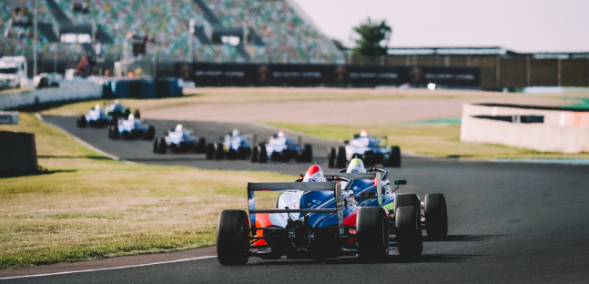 Magny-Cours, libere<br />Leurs in grande spolvero