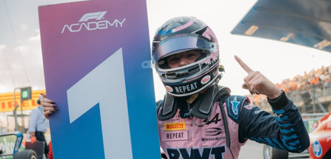 Zandvoort, gara 1<br />Prima vittoria per Gademan<br />Weug spettacolare