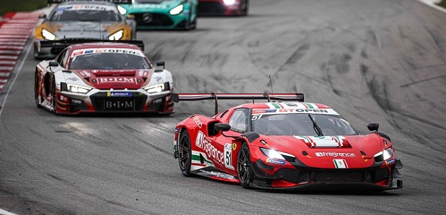 Montmel&ograve;, gare<br />Mercedes e Ferrari sugli scudi
