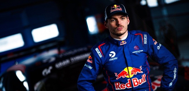 Verstappen debutta a Portim&atilde;o<br />In Mercedes con Lulham e Barnicoat