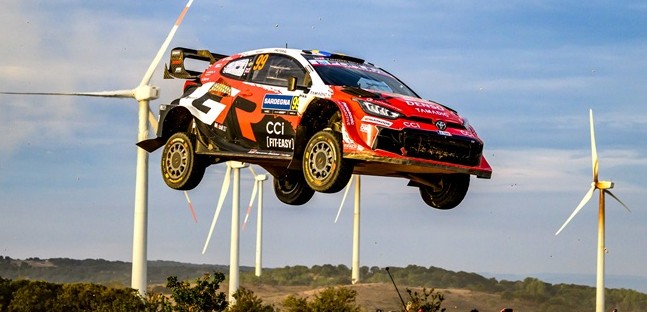 Rally d’Italia - 3° giorno mattino<br />Solberg vola in testa, Mondiale riaperto