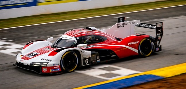 Road Atlanta - Gara<br />Porsche trionfa, Drudi vince in GT