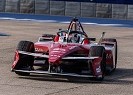 A Miami i primi Rookie Test<br />Nissan con Min&igrave;, due ragazze al via