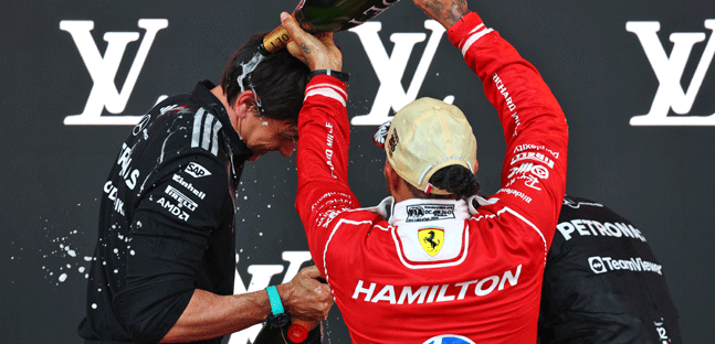 Wolff: "George e Kimi non pi&ugrave; liberi"<br />Hamilton e la Ferrari fanno paura