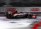 Tokyo, gara 2<br />De Vries vince nel caos