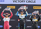 USF Pro 2000 a Mid-Ohio, gare<br />Escorpioni vola in testa