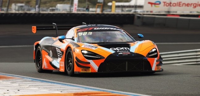 Sprint a Zandvoort - Gara 1 <br />La prima della McLaren di Fleming-Prette