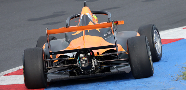 Misano - Gara Finale<br />Un, dos, tres per Costoya<br />