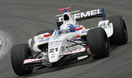 Nurburgring, libere 4: c'è sempre Van der Garde che 'tira'