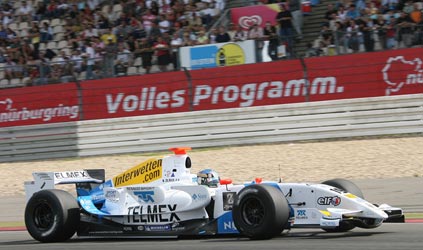 Nurburgring - Gara 2<br>Duran non sbaglia nulla