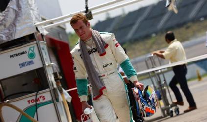 Fuji, gara 1-2:  Carlo Van Dam vince gara e titolo