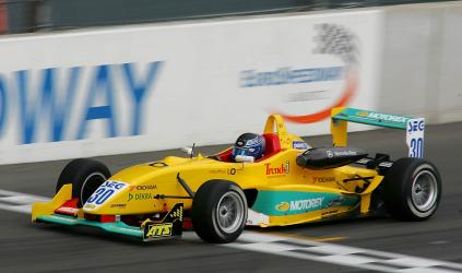 Lausitzring, gara 1: Vervisch dalla pole alla vittoria 