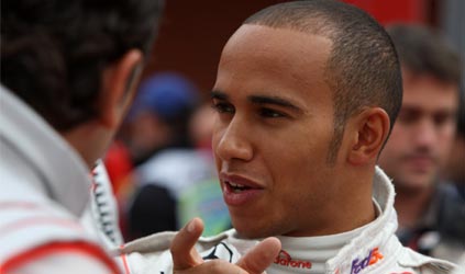 Lewis Hamilton infiamma Monza<br>'Raikkonen non ha le palle'