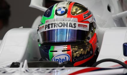 Monza - Casco con la bandiera italiana per Robert Kubica