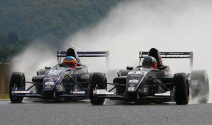 Mugello, gara 2: Patrick Kronenberger conquista il primo posto