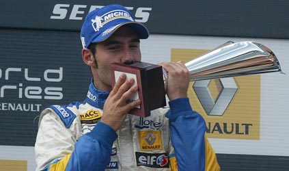 Estoril, gara 2: Molina e la Prema dominano, paura per Duran