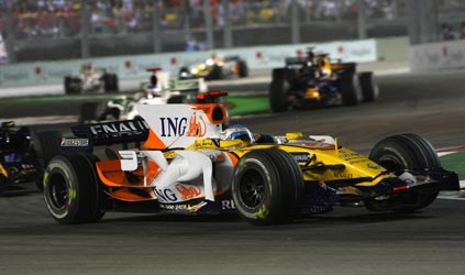 Singapore - Gara<br>Alonso vince una corsa pazza