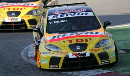 Monza, qualifica: Yvan Muller guida il serpentone di Seat