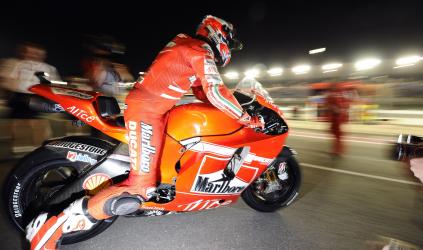 Losail, qualifica: </br> pole position per la Ducati di Casey Stoner 