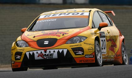Okayama, gara 2: prima vittoria per Tom Coronel e la Sunred