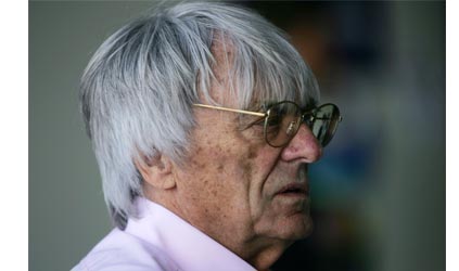 Clamoroso Ecclestone<br>'Abbiamo comprato la Ferrari<br>che ha avuto tante cose per anni<br>ma Montezemolo lo dimentica...' 