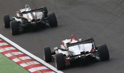 Anteprima - Per la GP3<br>motori turbo Renault