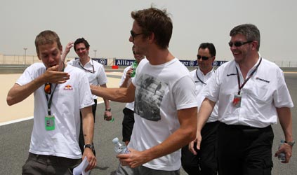 Al Sakhir, libere 1: spunta la McLaren con Hamilton, poi BMW