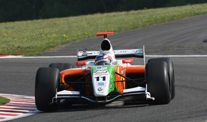 Spa, libere 1: Draco al comando con Baguette e Barba