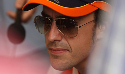 Shock! Parigi boccia la Ferrari<br>Alonso: meglio la Rossa della F.1