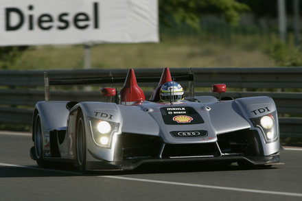 Le Mans - 4a ora<br>Sarrazin l'unico a pieni giri