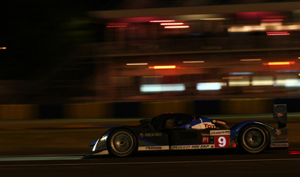 Le Mans - 9a e 10a ora<br>Brabham e McNish, battaglia serrata