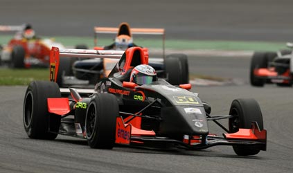Spa, gara 1: prima vittoria del cileno Martin Scuncio